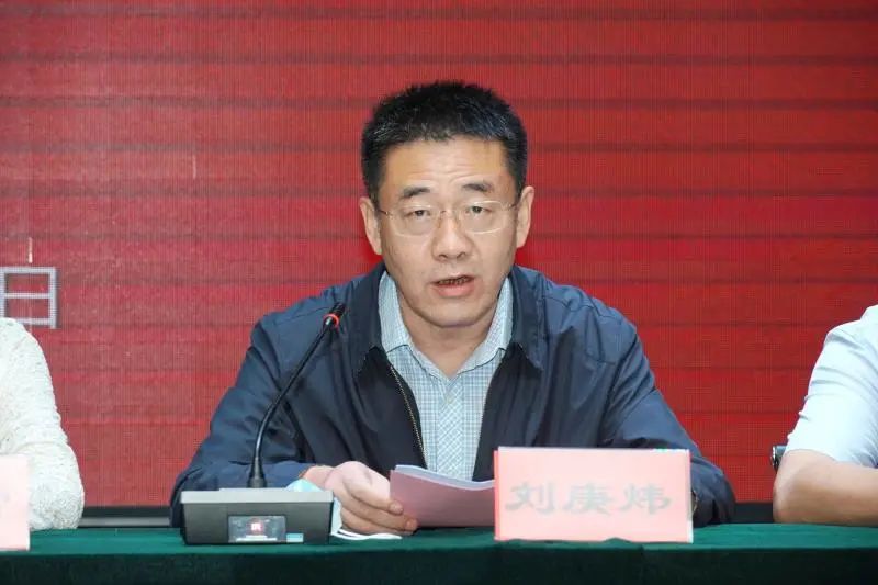 0b437c1f892a4189a81d195a958b2798.jpg 0b437c1f892a4189a81d195a958b2798.jpg