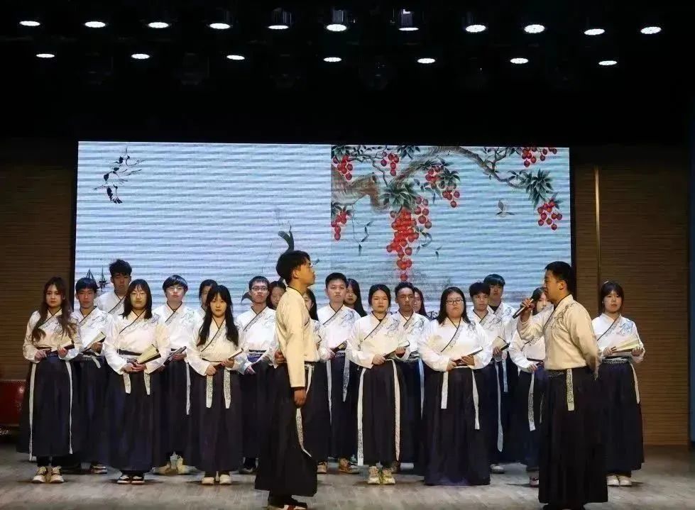 0d1fe6232558498aa3bed23e5a776b54.jpg 0d1fe6232558498aa3bed23e5a776b54.jpg