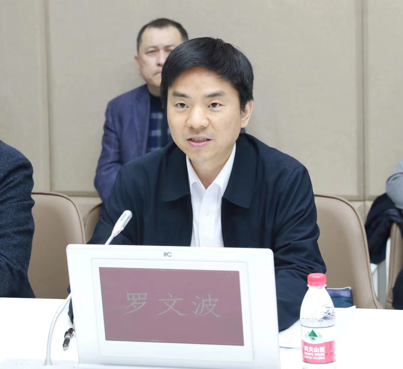 6e7f50eb0cd44d00bec9325f440205bd.jpg 6e7f50eb0cd44d00bec9325f440205bd.jpg