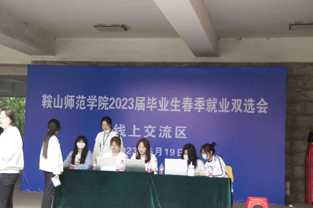 2189e162d23844818865c8530d07fe21.jpg 2189e162d23844818865c8530d07fe21.jpg