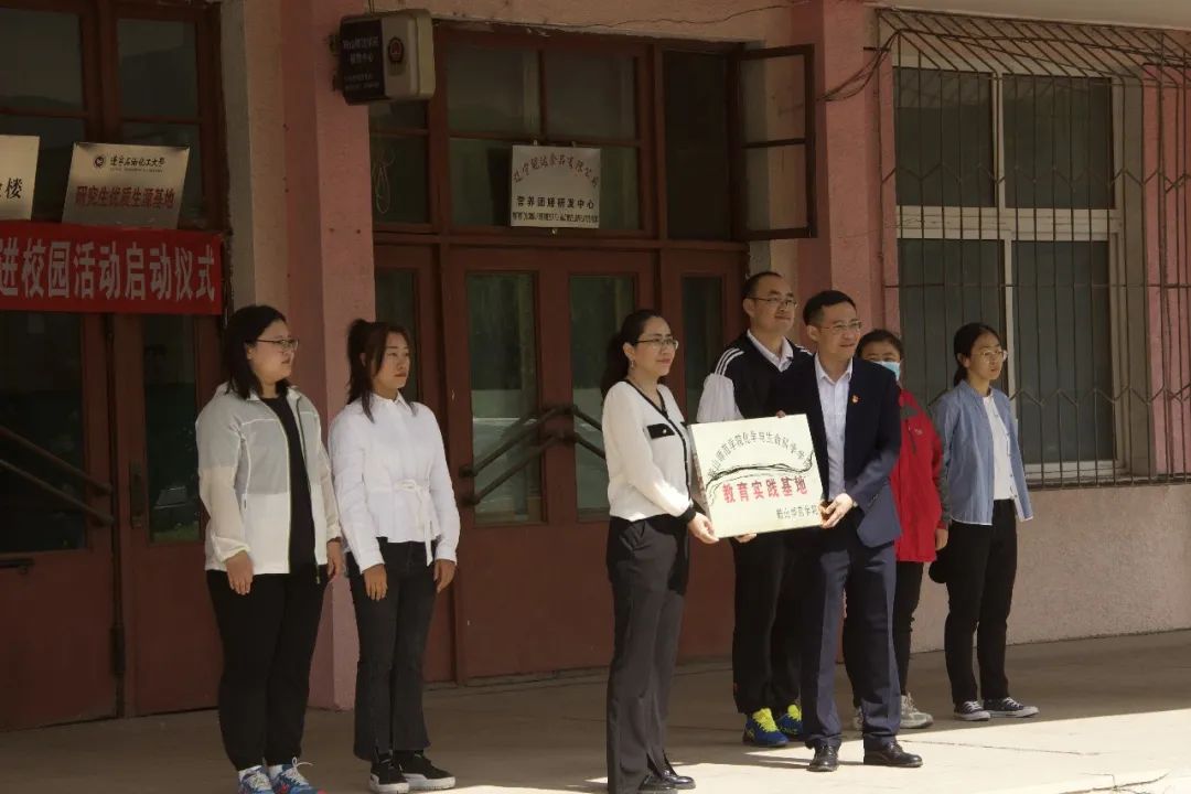 f7b7bb15965747579713e3bf67489a50.jpg f7b7bb15965747579713e3bf67489a50.jpg