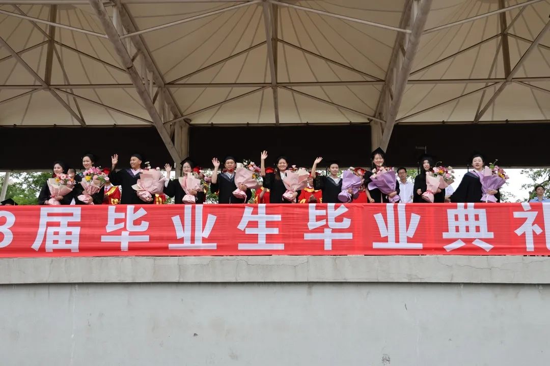 c98d3ffe0c1e4181820b2f2e3c60f713.jpg 640.jpg