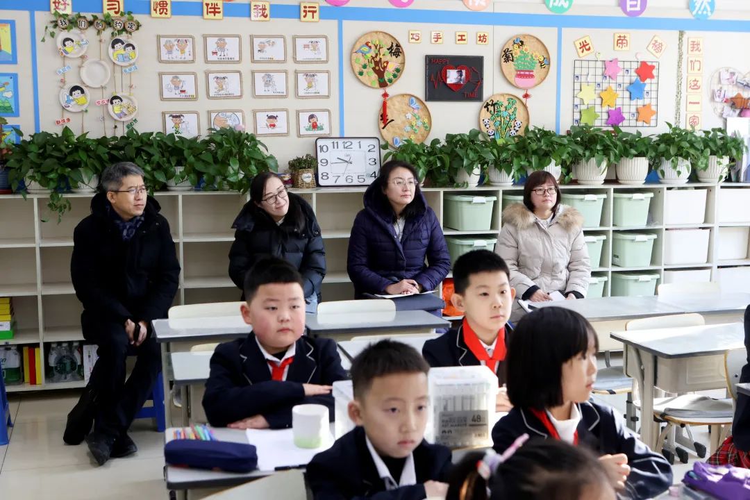 b958d4c70e584d9583008fa2173d1019.jpg b958d4c70e584d9583008fa2173d1019.jpg