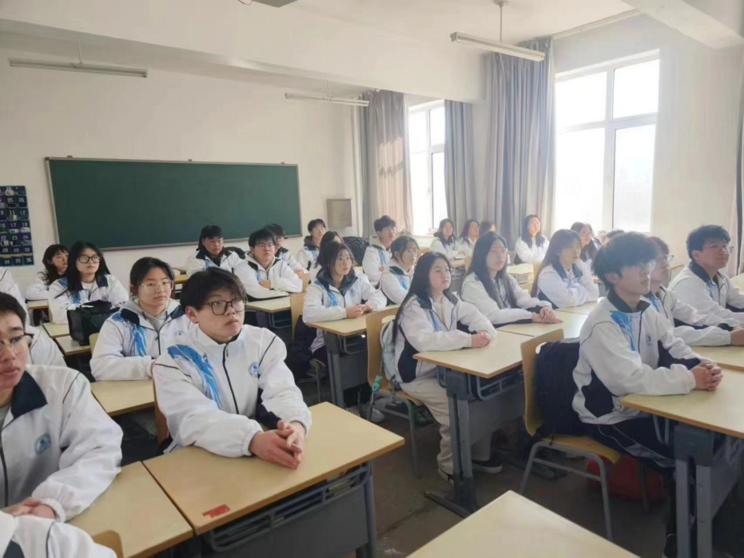 63a51bfdcc9142a9a770c5eac917e7db.png 63a51bfdcc9142a9a770c5eac917e7db.png