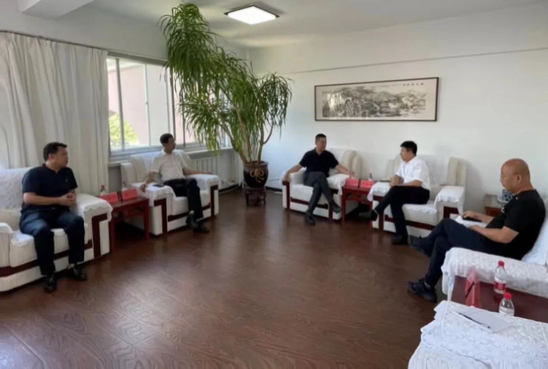 713b183a08d84de1a1e35cf1555dd17f.jpg 713b183a08d84de1a1e35cf1555dd17f.jpg