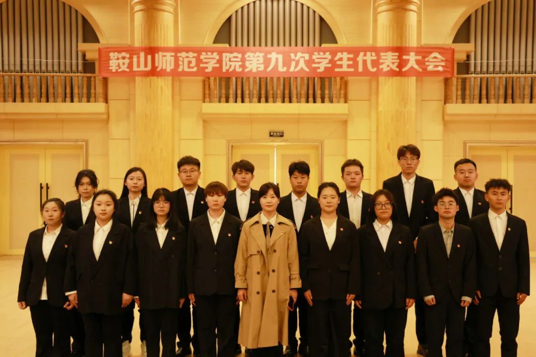 714e989a9ef84a91b730427d2e85c282.jpg 714e989a9ef84a91b730427d2e85c282.jpg