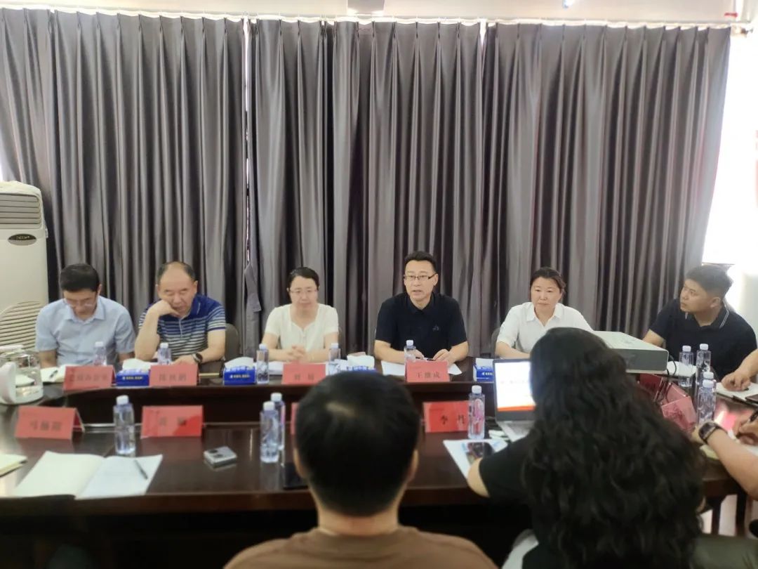 2cbe097b9d06413099dae22a4a6ce1a8.jpg 2cbe097b9d06413099dae22a4a6ce1a8.jpg