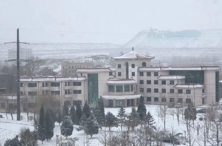 6a9d1eb1e3a743f5a80822f35d2242e7.jpg 6a9d1eb1e3a743f5a80822f35d2242e7.jpg