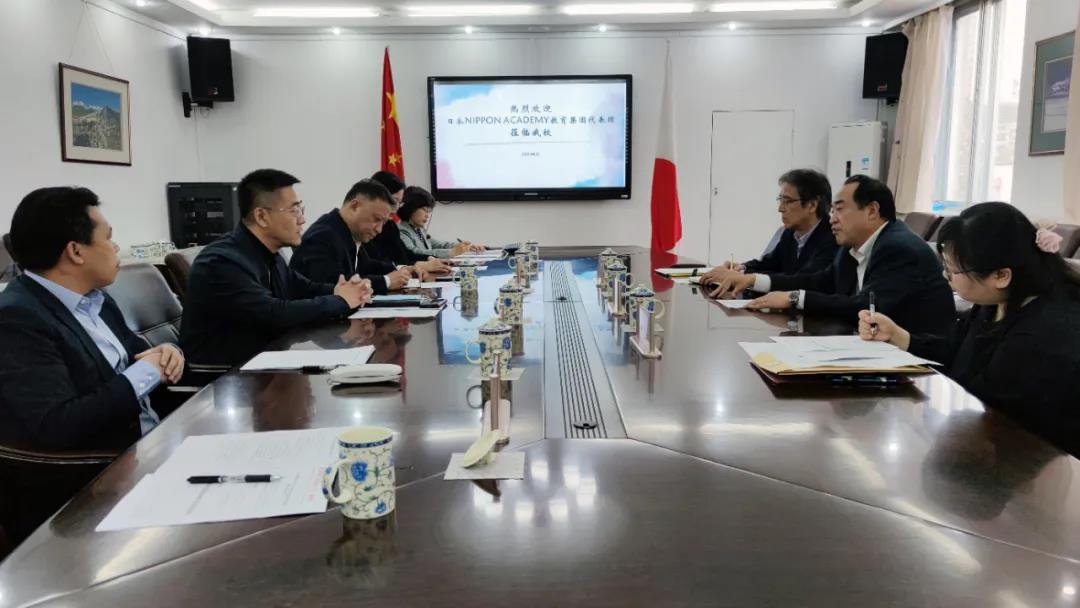 76ef5f5e93aa497ba912fa3949dc32d4.jpg 76ef5f5e93aa497ba912fa3949dc32d4.jpg