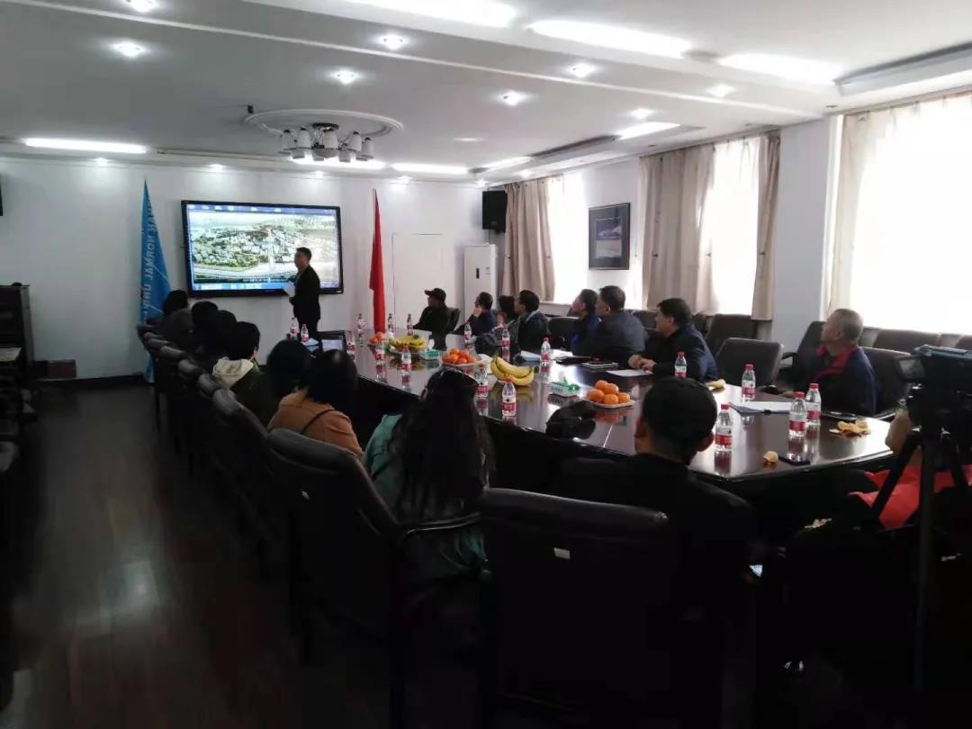 f8e6352fda584901b6ad04cc23265a9c.jpg f8e6352fda584901b6ad04cc23265a9c.jpg