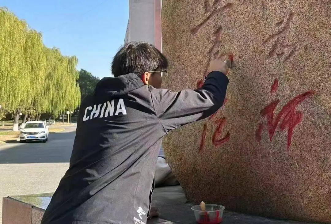 391721bd286a4f67bc6f0103d68cec83.jpg 391721bd286a4f67bc6f0103d68cec83.jpg