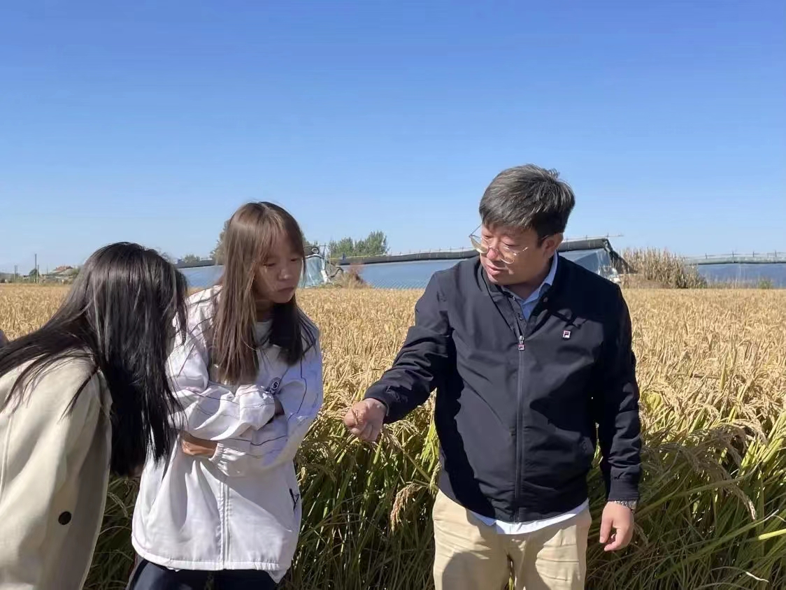 698d863ba9ac4d57b5455db263e611f2.jpg 698d863ba9ac4d57b5455db263e611f2.jpg