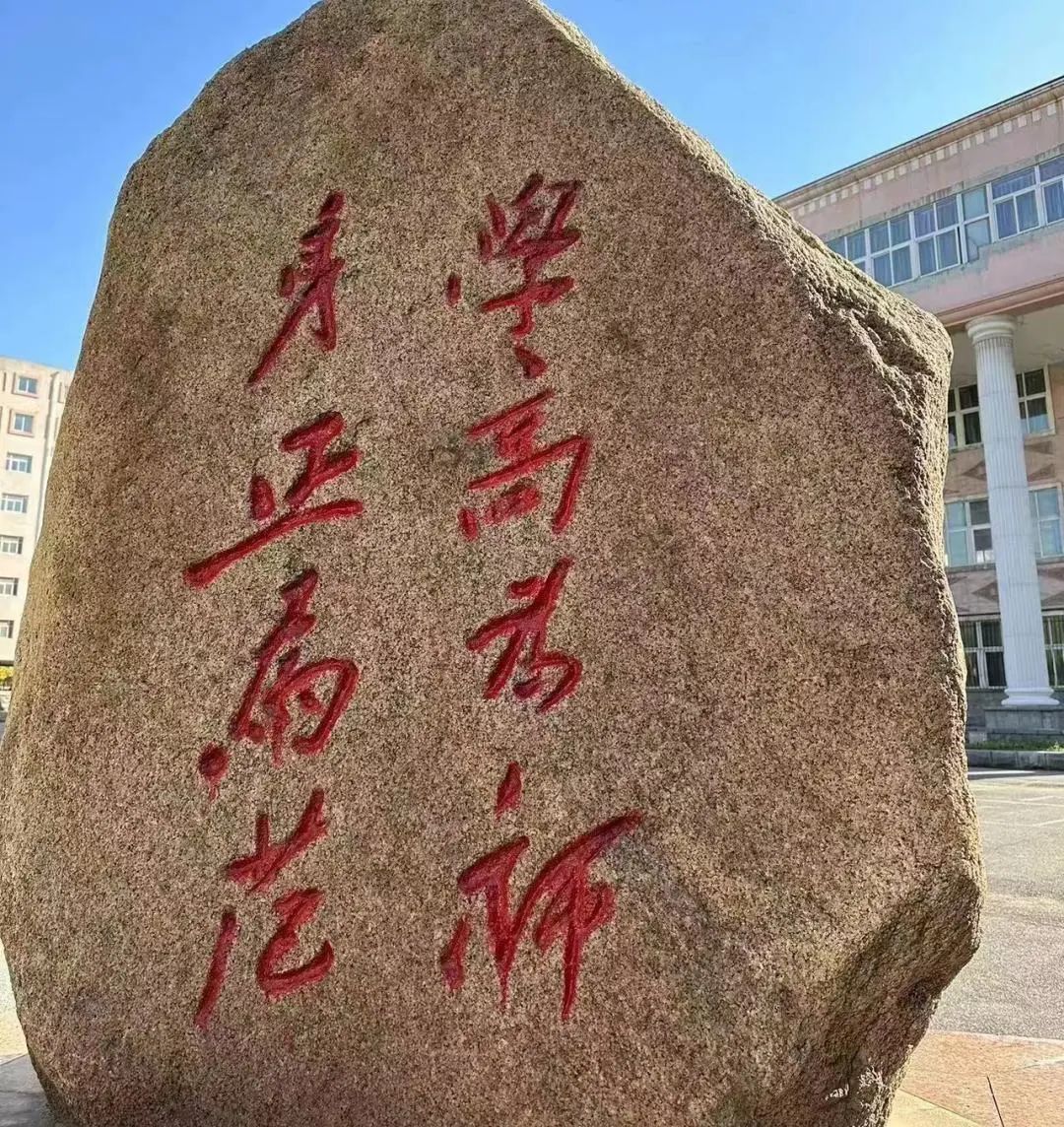 e0d6c0b040c24995a6452a559f6e2262.jpg e0d6c0b040c24995a6452a559f6e2262.jpg