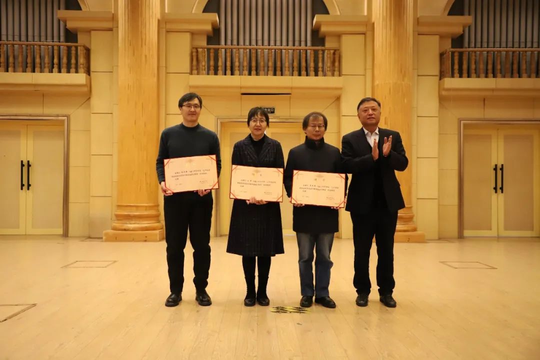 4ca7cefb0f554fd992e9eb8248145602.jpg 4ca7cefb0f554fd992e9eb8248145602.jpg