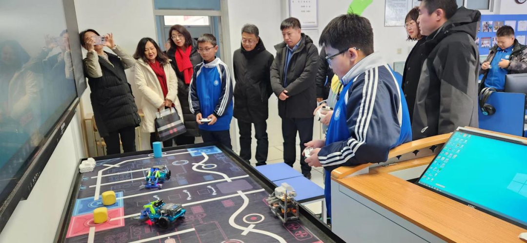 fbe37afdcf0345c39a975ed6b20e4df0.png fbe37afdcf0345c39a975ed6b20e4df0.png