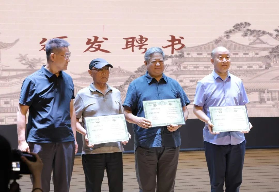 e126fe6f9193451492357a37d0d55e9b.jpg e126fe6f9193451492357a37d0d55e9b.jpg