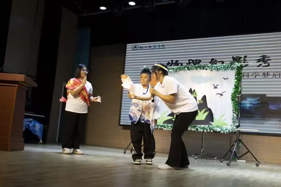 a2262f28499e441ca6bf84e56a25521c.jpg a2262f28499e441ca6bf84e56a25521c.jpg