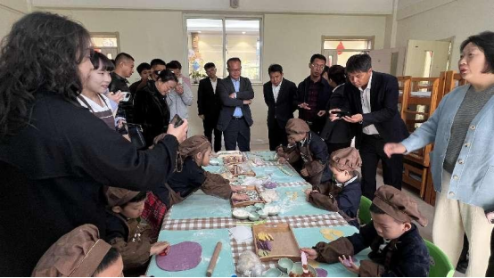 826b5bbbd2634fbaa150d875b42aef01.png 826b5bbbd2634fbaa150d875b42aef01.png