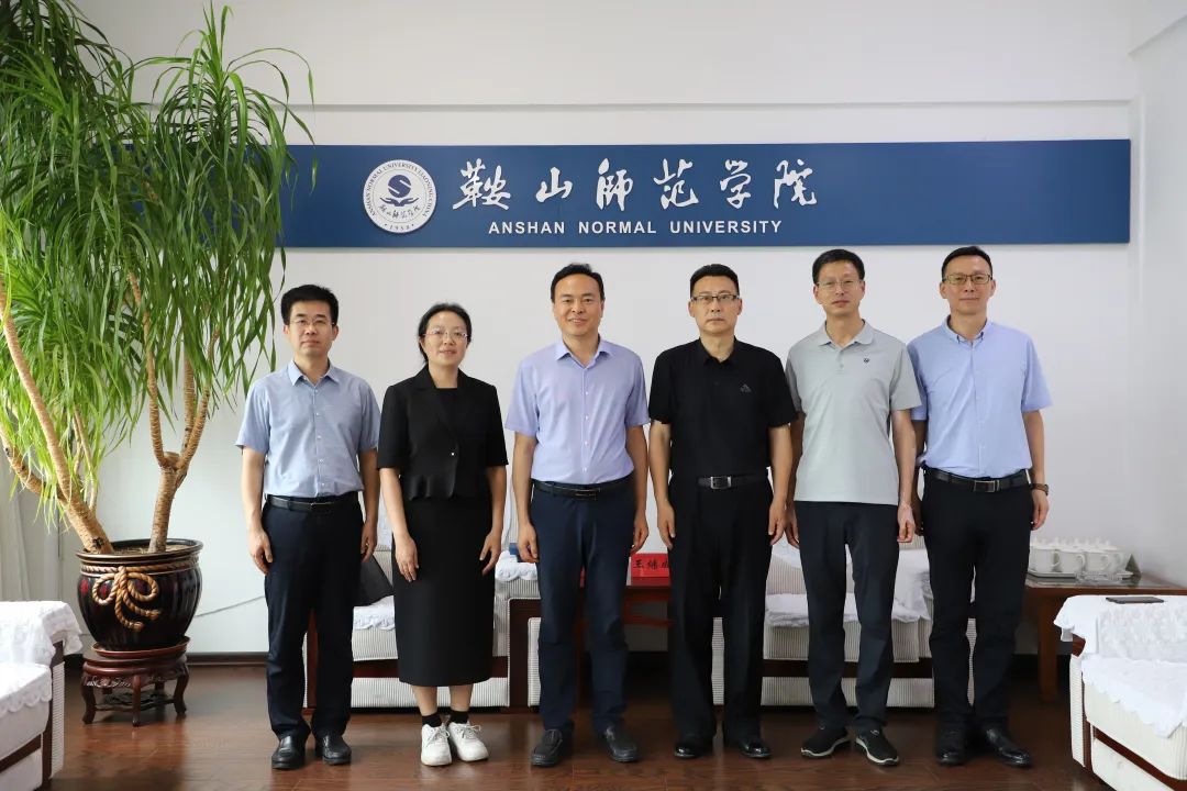 983863949d484c8ea366b1590c0a2484.jpg d.jpg